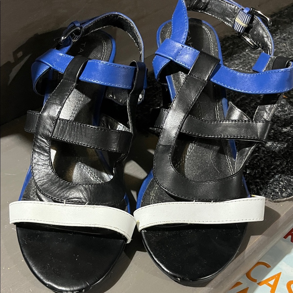 Tahari Black Blue and White Strappy Sandals